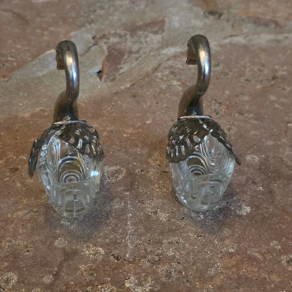 Vintage Italian Swan Salt Cellars Glass Plated Silver Hinged Wings Pair  trinket